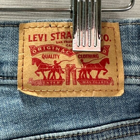 Levis Jeans Womens 31 Slimming Straight Medium Wash Cotton Stretch Painted Pocke - Picture 9 of 10